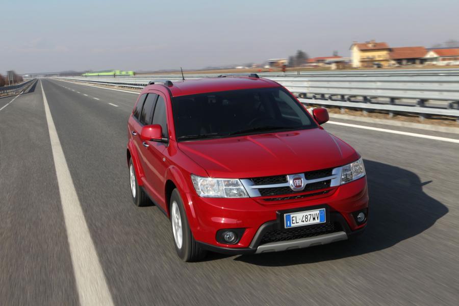  Fiat Freemont AWD 2012 года  (фото 19 из 51)